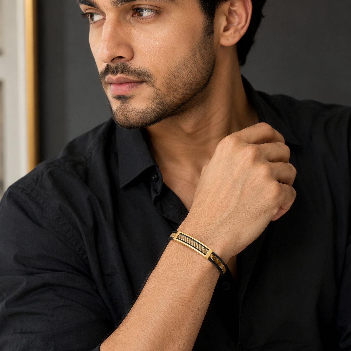 Men’s Black & Gold Mesh Bracelet | Stylish Fashion Wristband