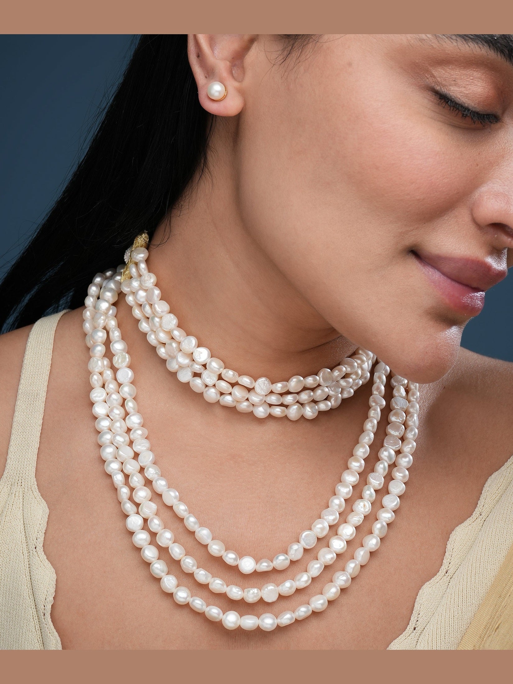 Elegant White Mother of Pearl Jewelry Set
