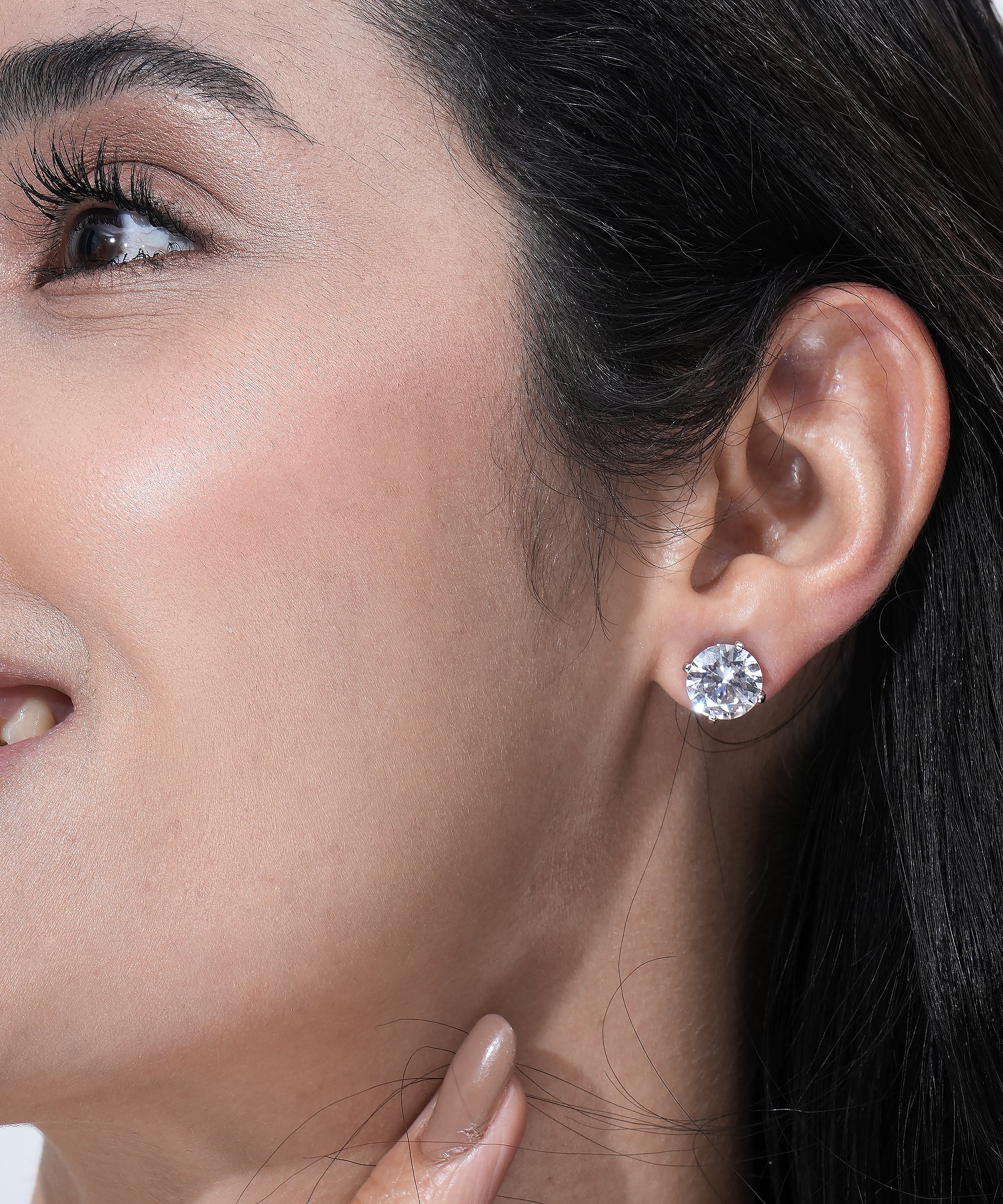 Unisex Diamond Stud Earrings Round Cut | Daily Wear