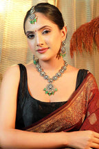 Damani Jewels Green Kundan Bridal Necklace Set with Earrings & Maang Tikka – Premium Wedding Jewelry