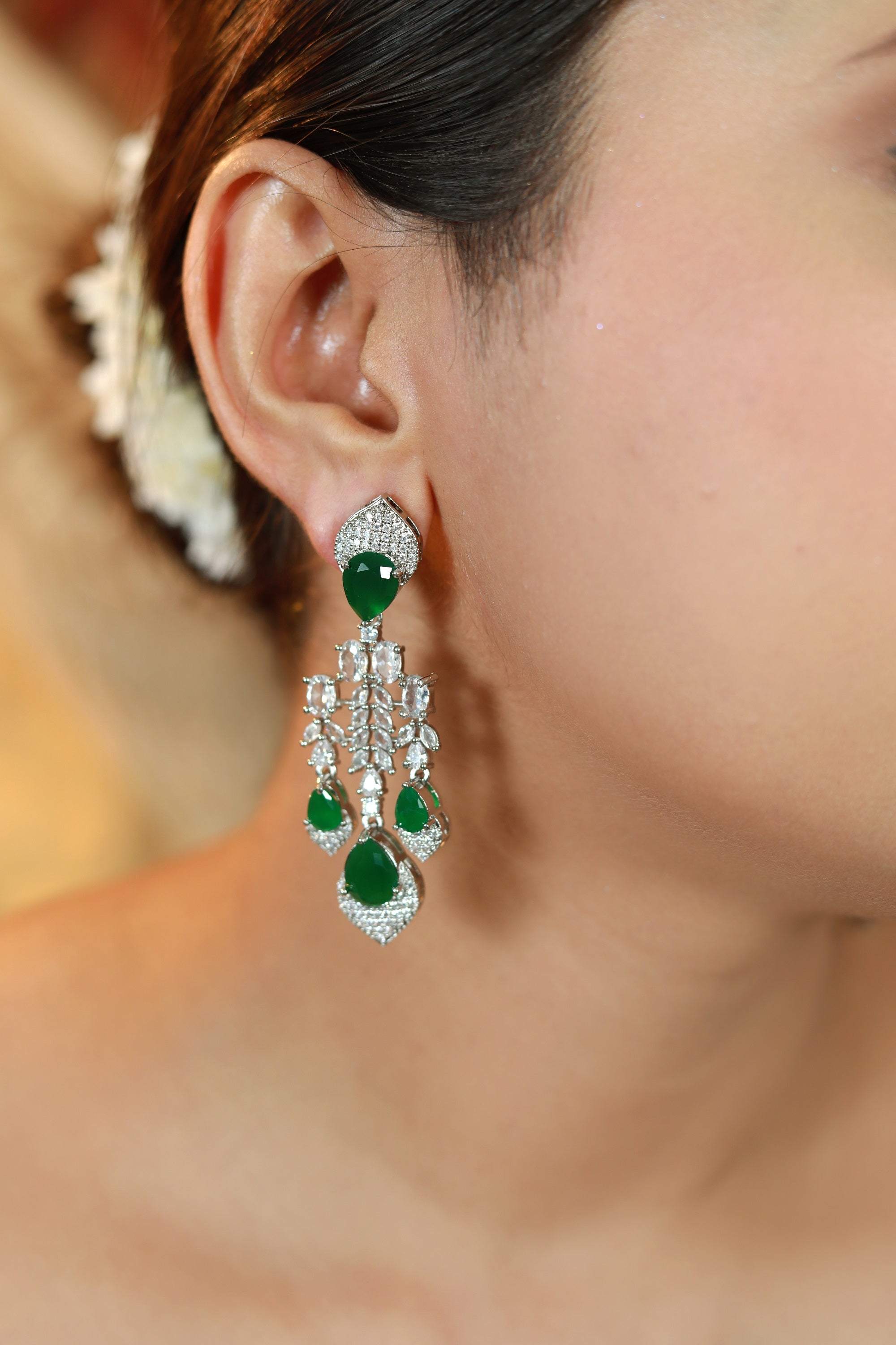 Premium Emerald & Diamond Look Choker Necklace Set for Women