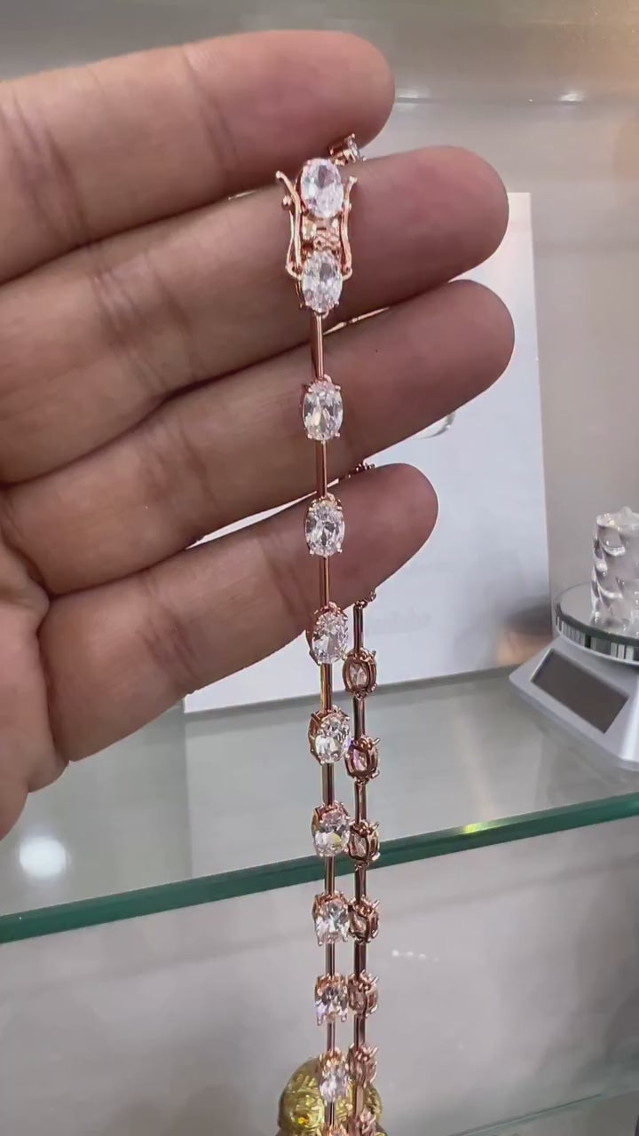 Minimal Moissanite necklace for wedding and party wear